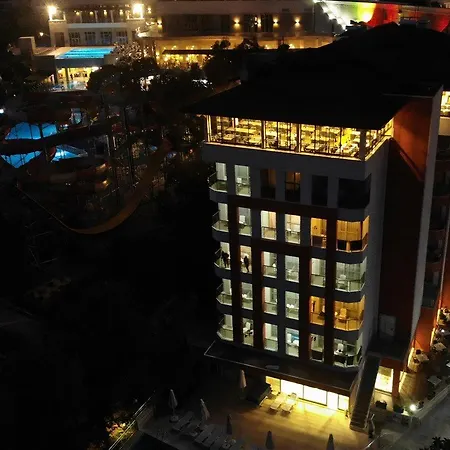 Sirma Hotel Side